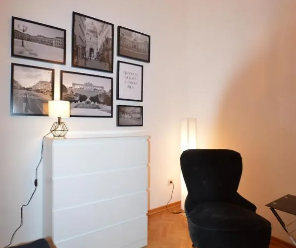 Penzing Appartement *